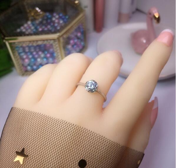 26cm simulation female hand mannequin full glue girl real inverted hand control With phalanges can be shaped doll 1pc D075