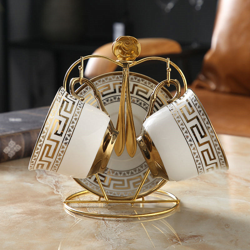 Lovely English British Tea Cup Set 220ML Porcelain Cup and Saucer Spoon Set Heat Resistant Coffee Mug Set Home Party Teaware: Phnom Penh