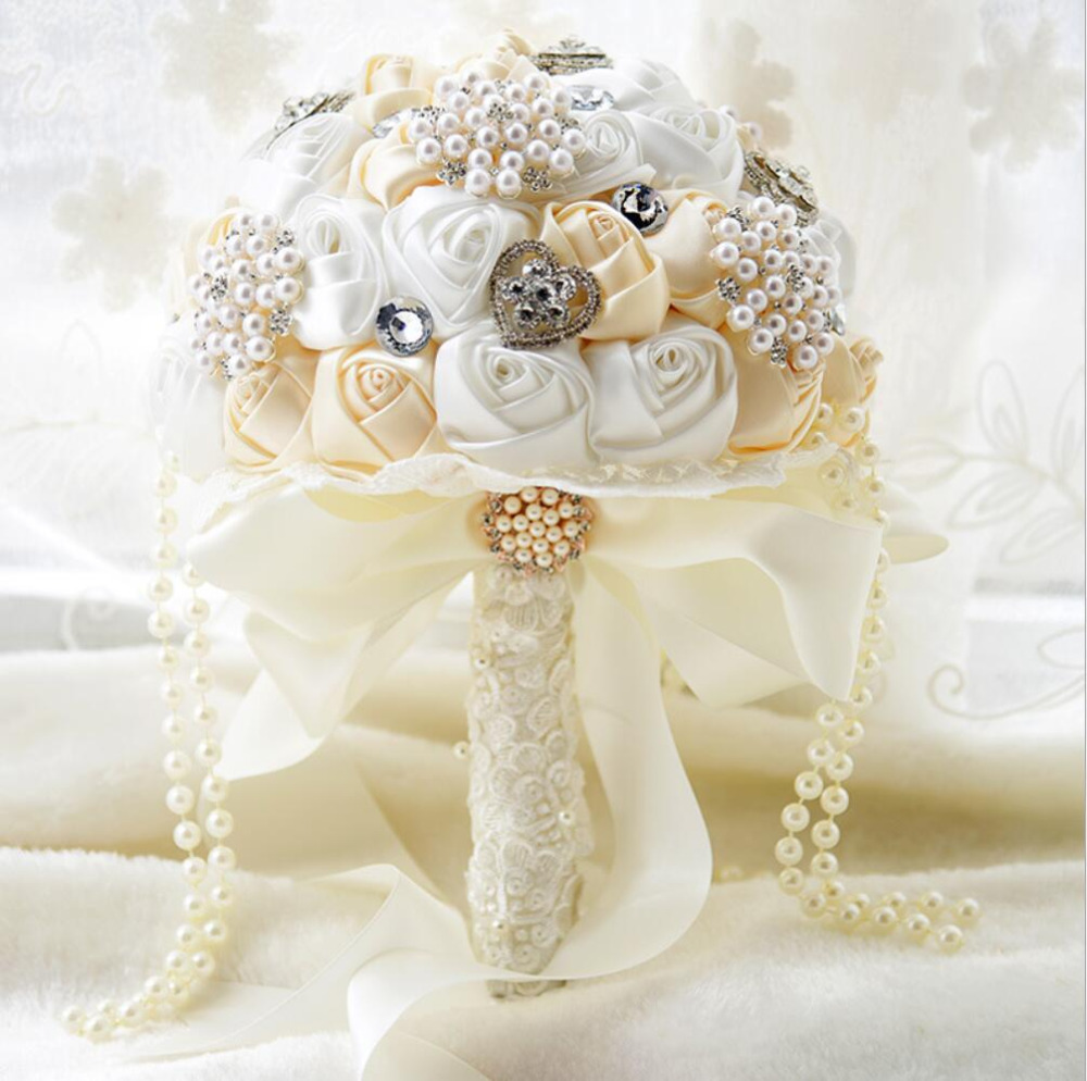 AYiCuthia Pearl Wedding Flower Bridal Bouquets Crystal Sparkle bouquet Bride Bridesmaid Wedding Bouquet S69