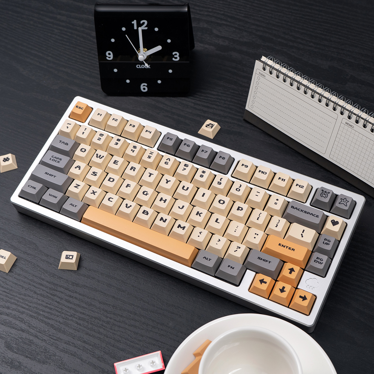 Retro pixel Art Yellow Keycaps 152 Keys PBT Cherry Profile Dye-Sublimation keycaps set For Mx Mechanical Gaming Keyboard