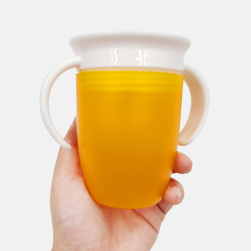Taza de beber para Aprendizaje de bebé, vaso mágico giratorio de 360 grados con tapa abatible de doble Mango, a prueba de fugas, vasos de alimentación de agua para niños, botella
