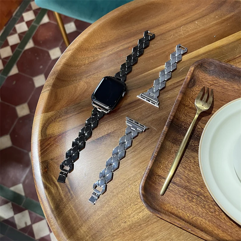 Cinturino in acciaio inossidabile per cinturino Apple Watch 49 45 44 42 41 40 38mm, cinturino con fibbia in metallo per Apple Watch Series 9 8 7 Ultra 6 5 4 SE