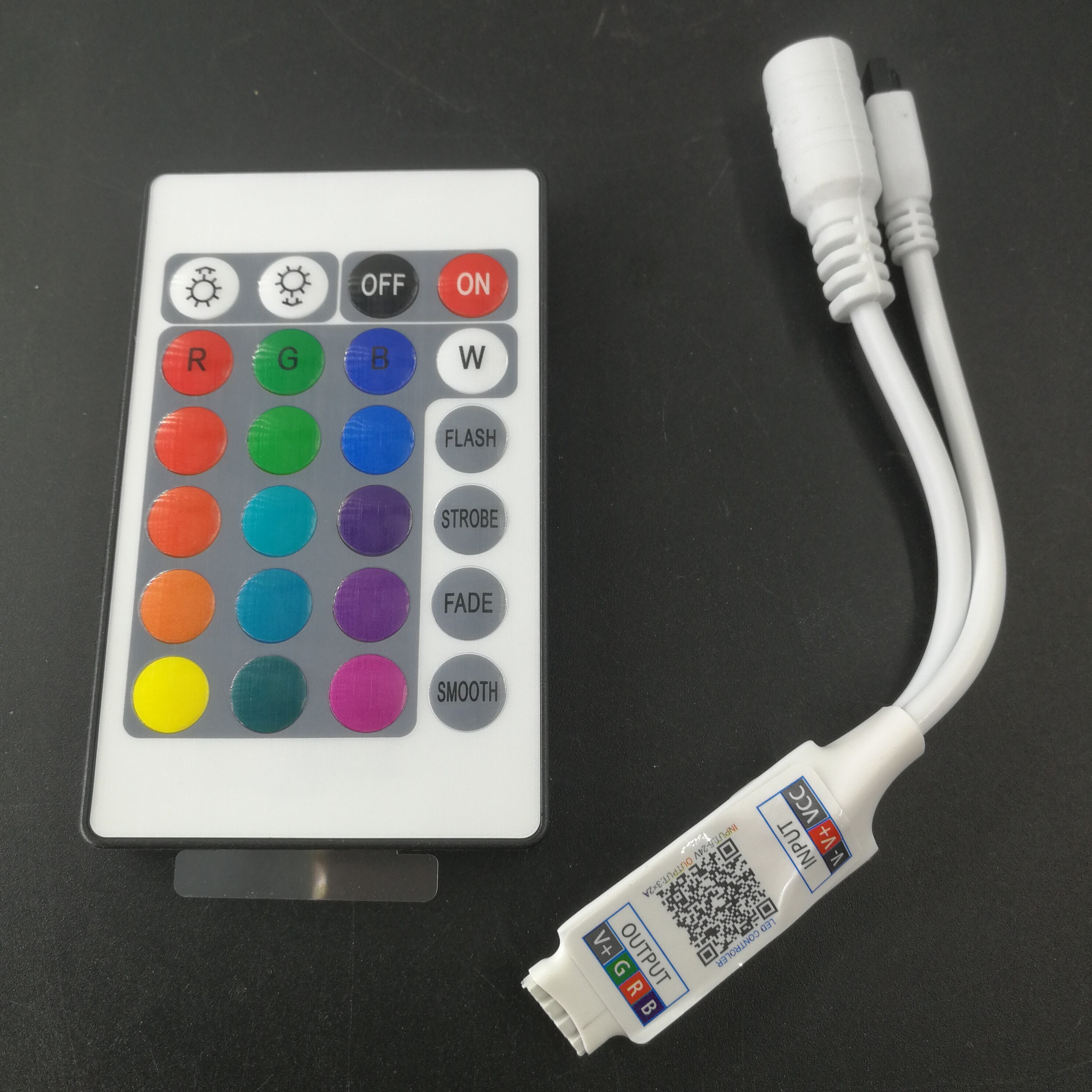 24key IR remote Bluetooth App LED RGB Controller DC5-12V Smart Controller for SMD 2835 5050 RGB LED Strip Lights