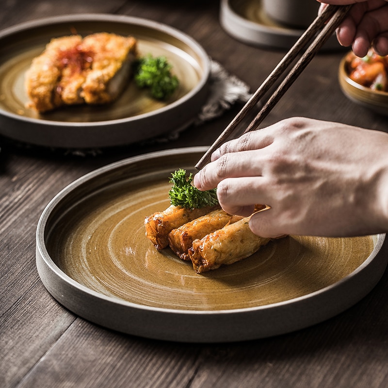 Japanilainen retro keraamiset astiasto ja lautanen setti kahvikuppi kaksiosainen setti yksinkertaista kivitavaraa pihvi jälkiruoka salaattilautanen riisikulho