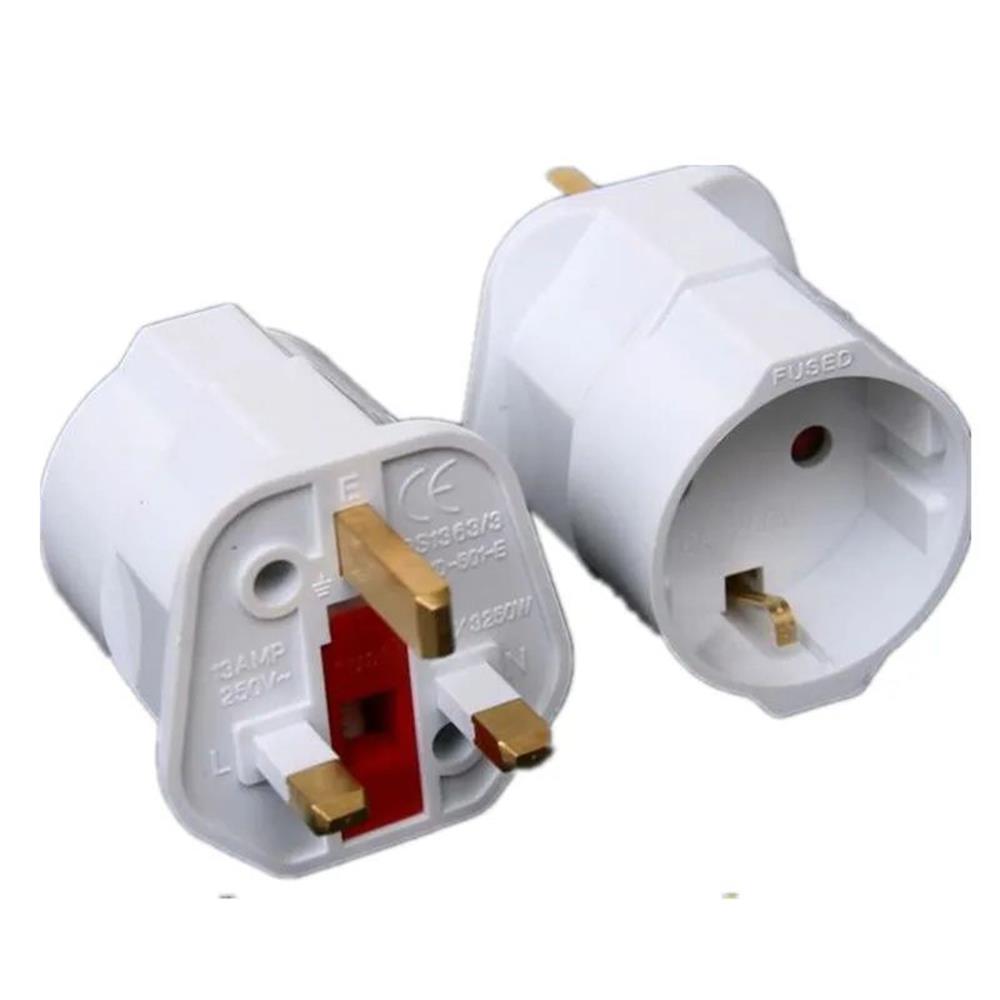 Multifunksjonell eu europeisk til britisk støpseladapter strømomformer 2 -pinners stikkontakt reise 250v 13a dubai singapore universaladapter: misligholde tittel