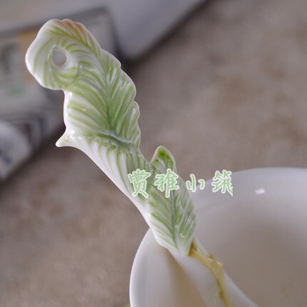 Offre Spéciale perroquet tasses à café avec soucoupe thé lait tasse ensemble avec cuillère créative en céramique Drinkware Style européen os chine