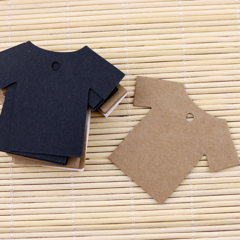 100Pcs 5.5*7Cm Kleding Vorm Kraft Verpakking Label Wedding Party Label Prijs Cards Bakken Prijskaartjes Tags/Labels