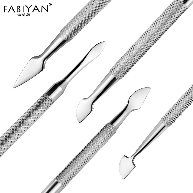 Ustensile de pédicure pour le soin des pieds, accessoire à double embout pour le nettoyage des ongles incarnés, avec crochet décapant et poussoir de cuticule, manche avec cannelure en acier inoxydable,