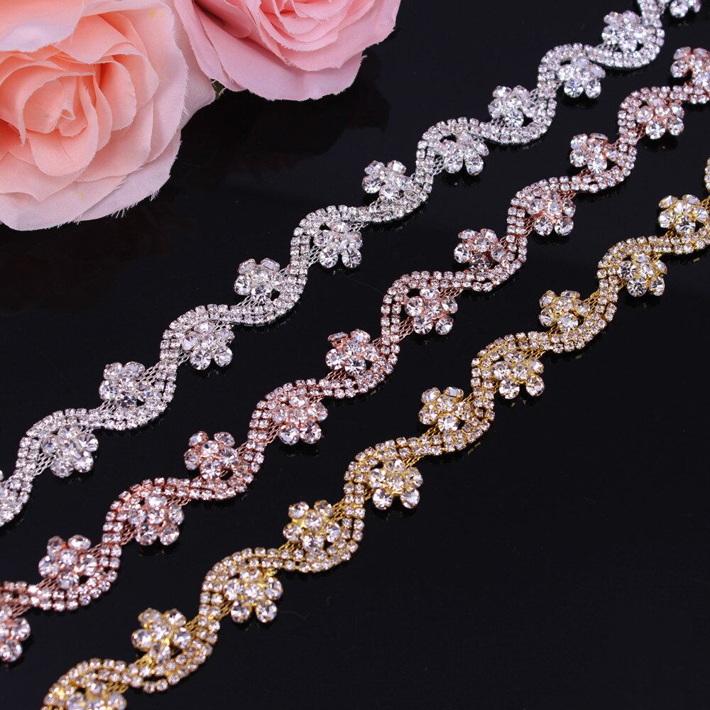 Ceinture de robe de mariée en cristal argenté de , garniture de chaîne de tasse de mariée, garniture en strass en forme de fleur, couture sur vêtements, artisanat de bricolage