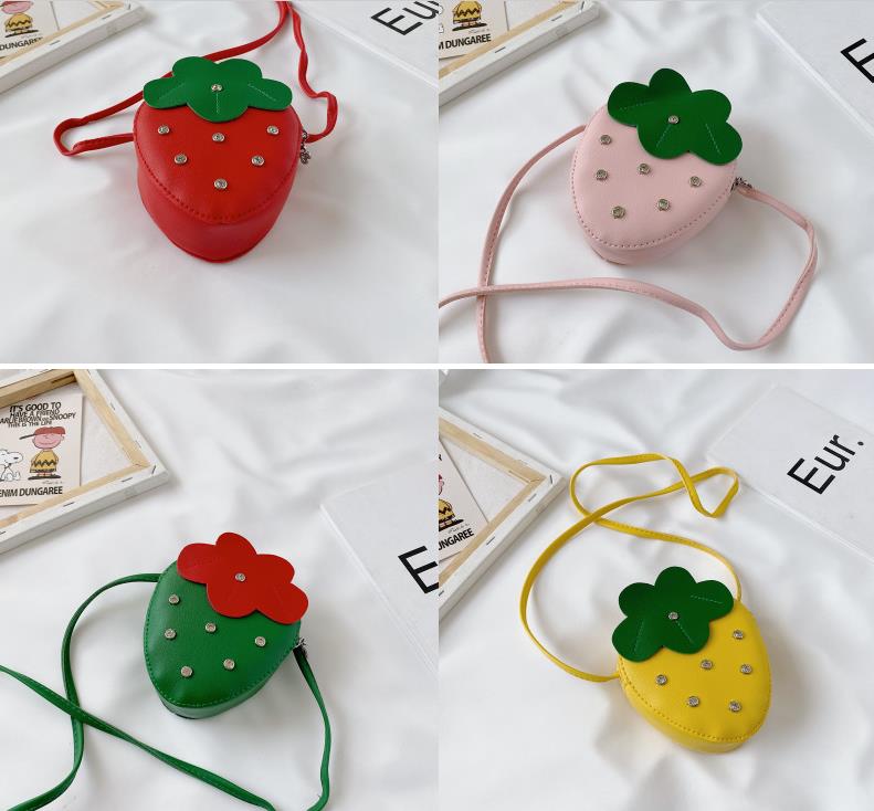 Lovely Little Girls Crossbody Purse Fruit Shaped Shoulder Bag Chic Coin Purse for Daily Use Children Bags Summer