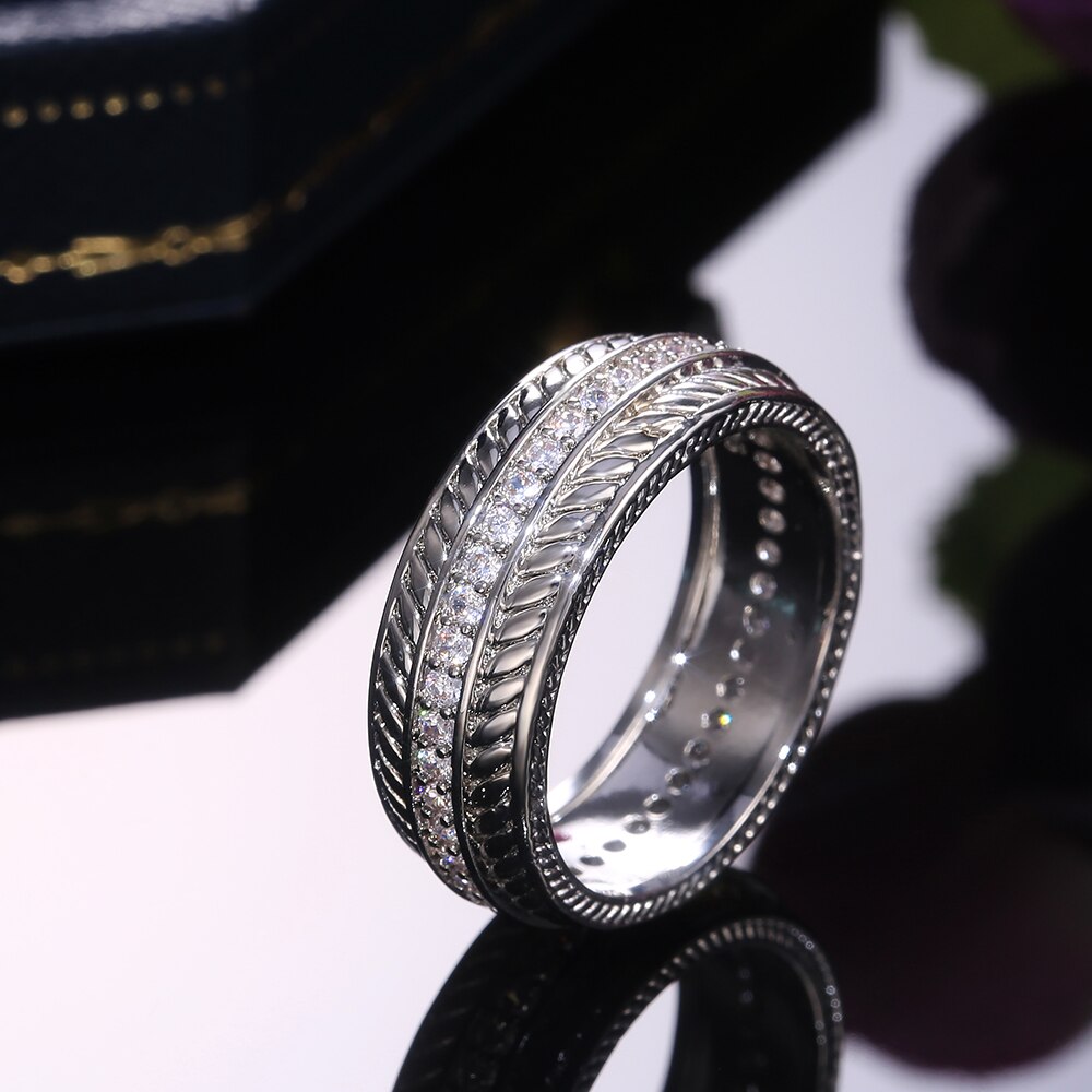 Huitan Classic Round Women Ring Unique Herringbone Pattern Wedding Engagement Party Gorgeous Bridal Ring Versatile Ring
