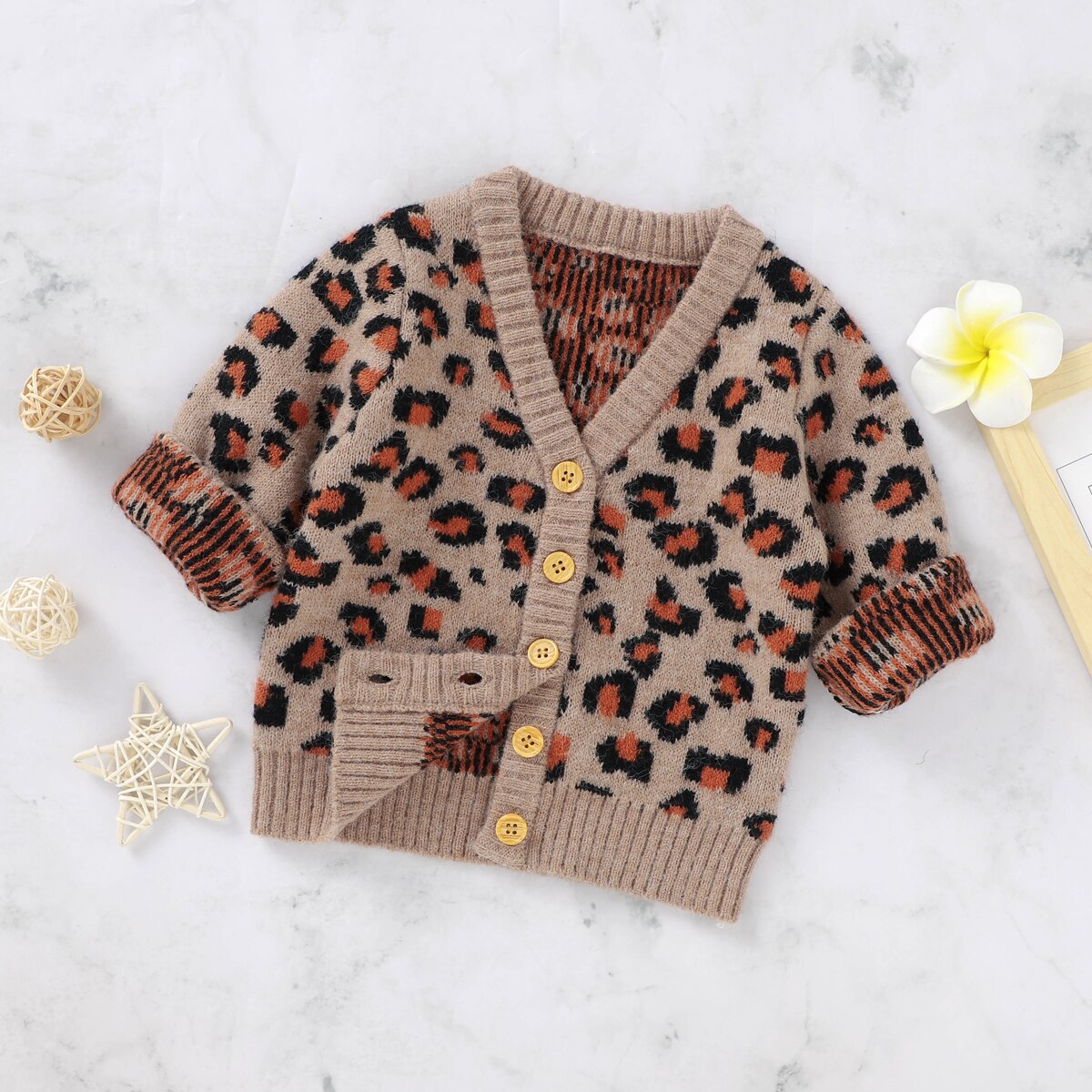 Autumn Winter 0-24M Leopard Print Baby Girls Sweater Coat Long Sleeve V-Neck Button-up Casual Cardigan