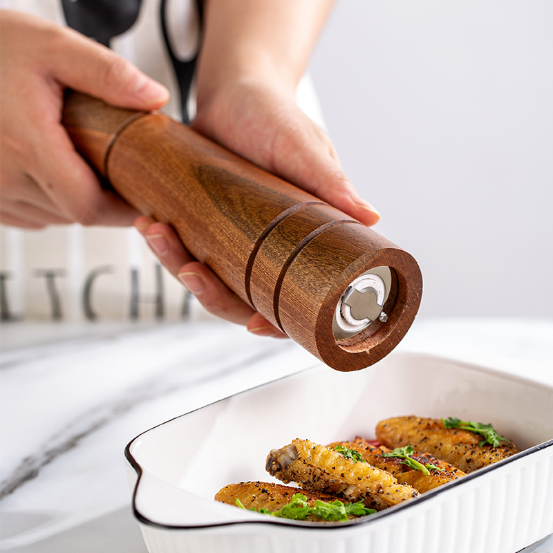 Solid Wood Pepper Grinder Kitchen Household Manual Pepper Powder Black Pepper Mill Grinder Bottle Seasoning Jar Spice Grinder