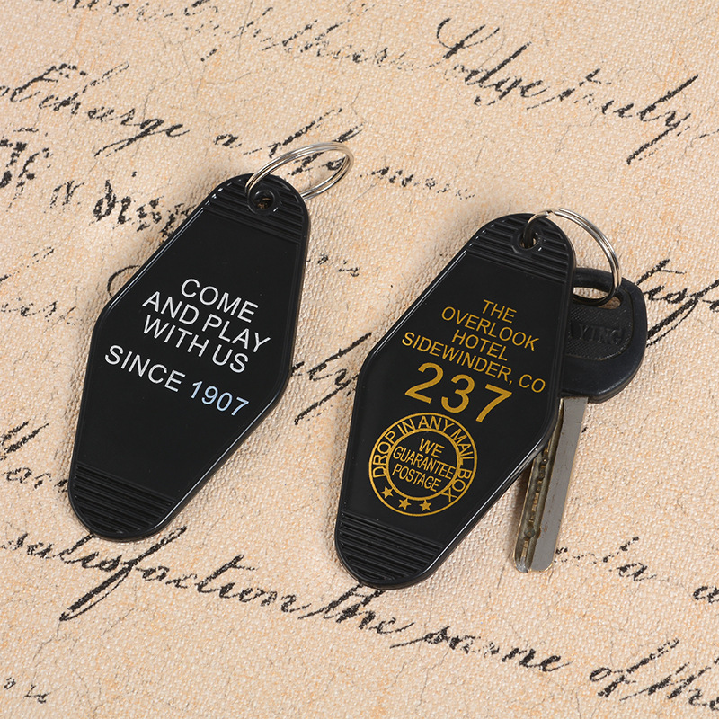 1pcs Overlook Hotel Room 237 Keychain Black Red Keyring Horror Film Key Chains Accessories Jewelry for Friends