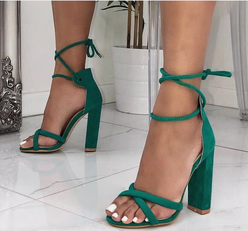 Sandali da donna estate stringate moda tacchi alti scarpe Peep Toe sandali da donna con tacco quadrato femminile verde, nero