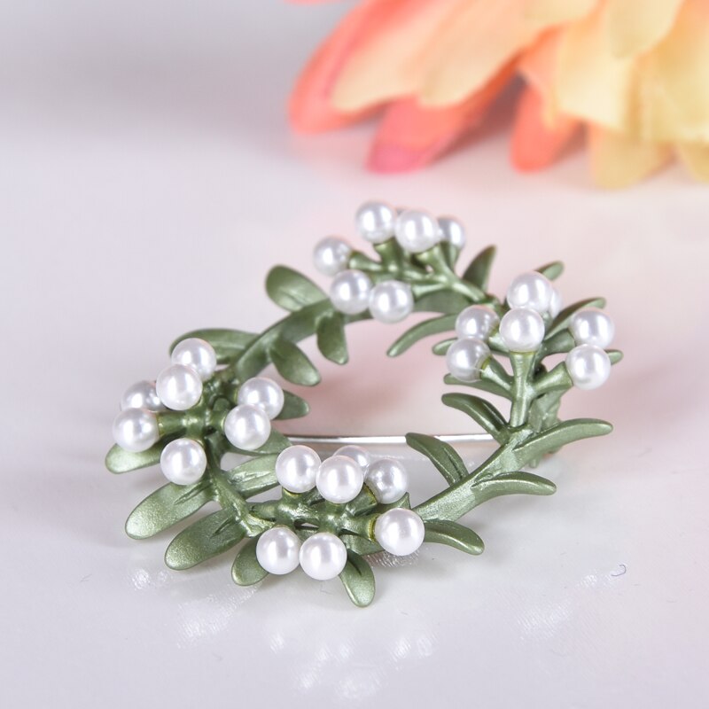 HUANZHI Vintage émail vert couleur plante perles broche arbre Lotus feuille myrtille fleur bambou broche pour femmes bijoux: 14