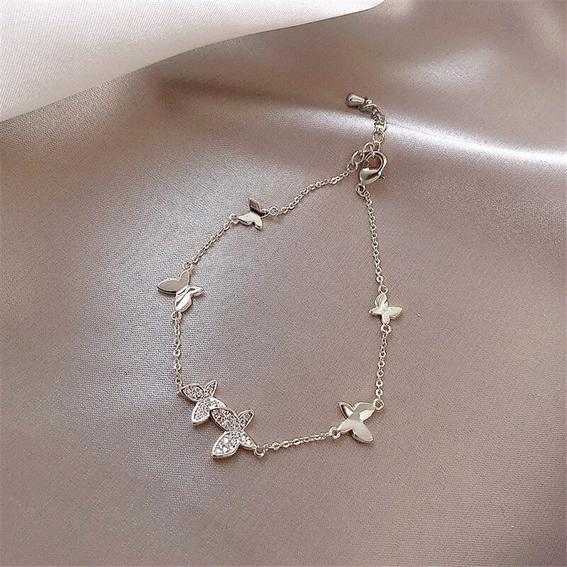 Zirkoon Vlinder Armband Vrouwelijke Kristal Armbanden Persoonlijkheid Mode-sieraden Goud Kleur Hand Keten Zoete Vlinder Armbanden: Silver