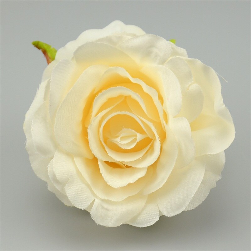 30 stk silkeblomstrende lyserøde hvide roser kunstigt blomsterhoved til bryllupsdekoration gør-det-selv-krans scrapbog stor håndværksblomst: Mælkehvid