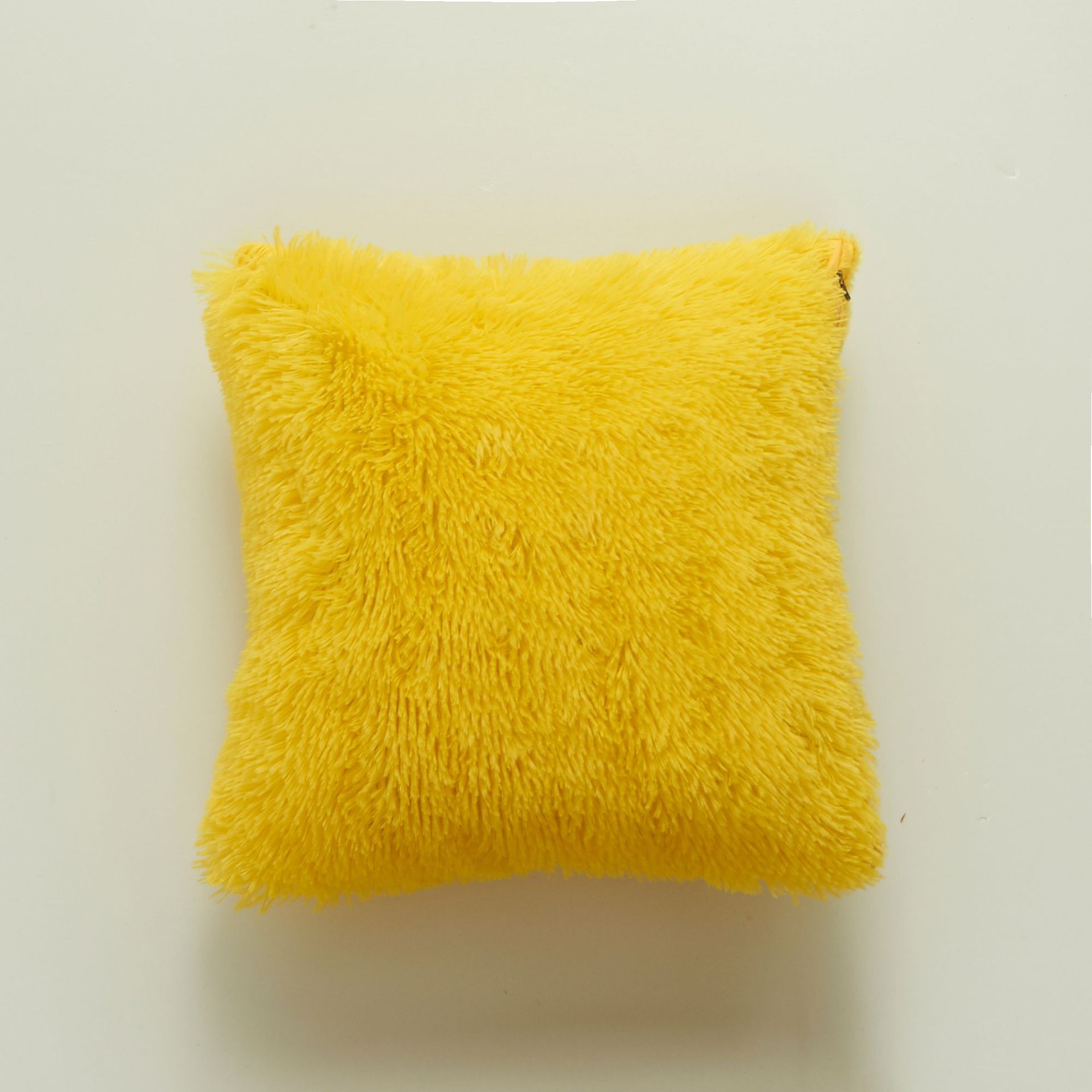 Lion de mer en forme de cachemire taie d'oreiller, taie d'oreiller en peluche carré populaire, taie d'oreiller de famille moelleux, décoration de chambre à coucher: Yellow