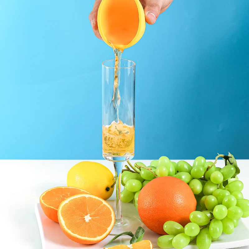 Handleiding Juicer Silicone Lemon Juicer Mini Drie In Een Juicer Kleine Fruit Gereedschap