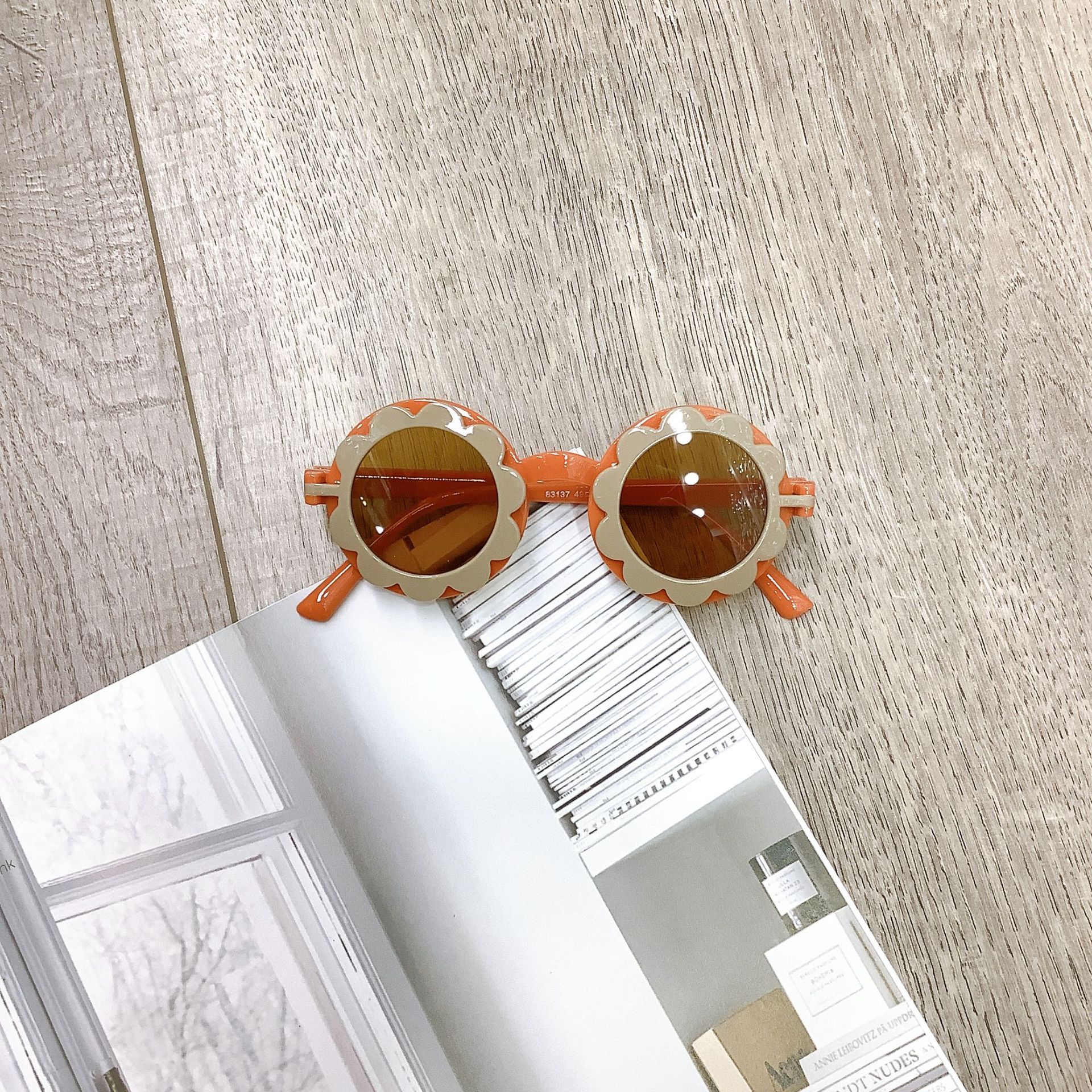 Gafas de sol con forma de flores para niño y niña, lentes de sol redondas a la , Vintage, protección UV, clásicas, 2022: Naranja