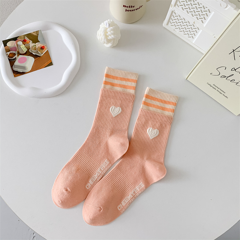 Women Cotton Socks Stripes Love Heart Embroidery Cotton Crew Socks Cute Kawaii Harajuku Streetwear Lolita Girls Calcetines Mujer: Gold
