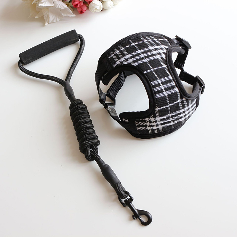 Kleine Hond Harness En Leash Set Ademend Verstelbare Plaid Huisdier Harnas Vest Wandelen Leads Kraag Voor Chihuahua Pug Bulldog: Black / S