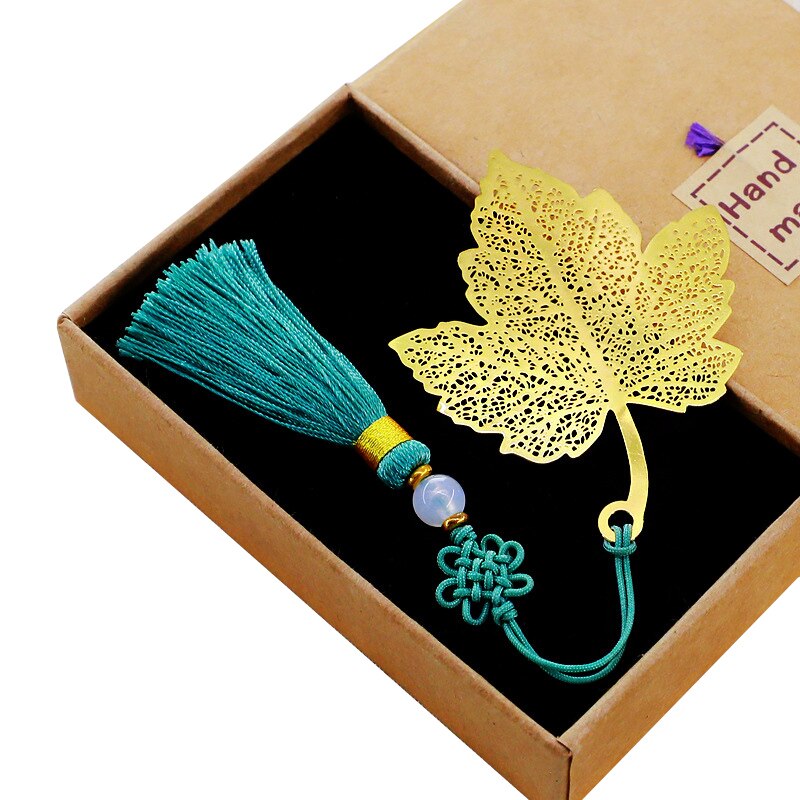 Retro Metal Brass Maple Leaf Chinese Knot Tassel Bookmark Student School Stationery for Children Papelaria: Light green