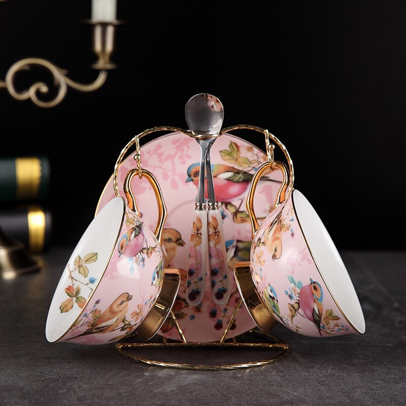 British Royal Rose Coffee Cup Luxury Tea Cup Spoon Saucer Set Cups Ceramic Royal Classic Bone China Xicara EE50BD