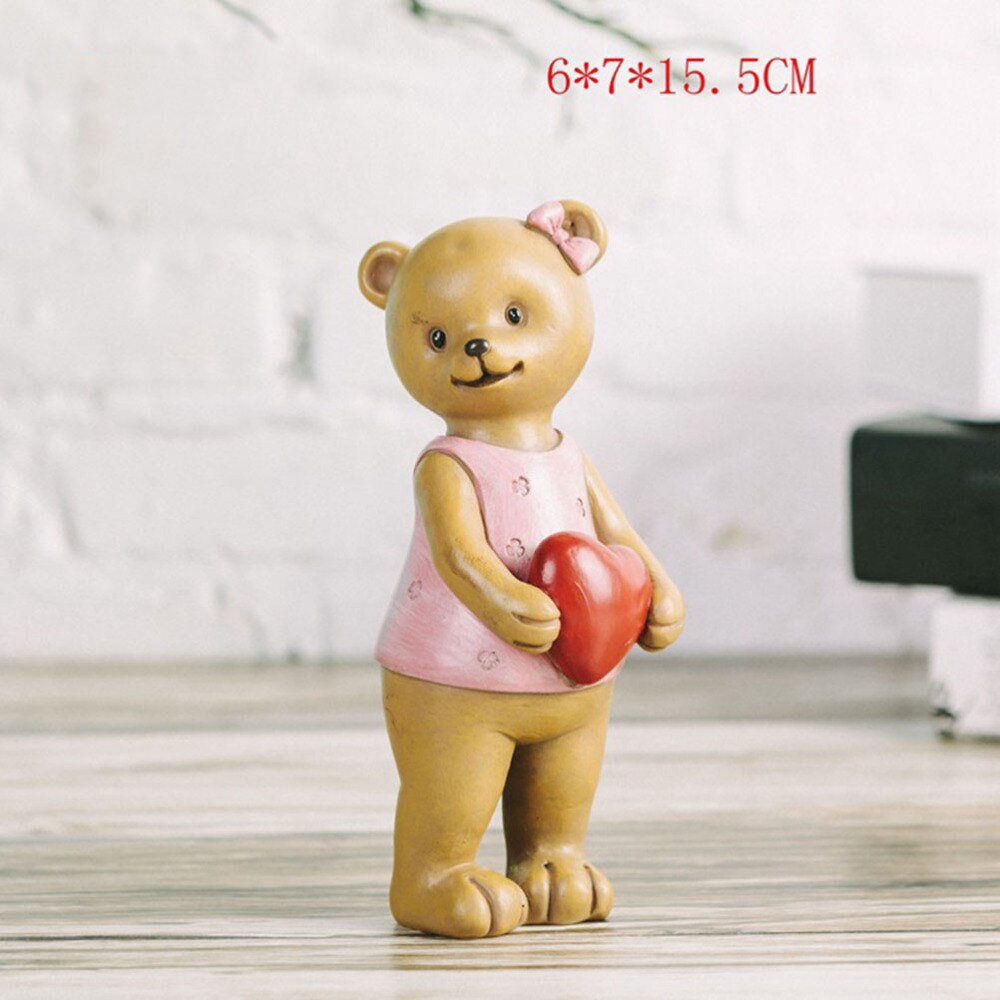 Resin Bear Decoration Retro Realistic Animal Statue Decorative Desktop Centerpiece (Female)
