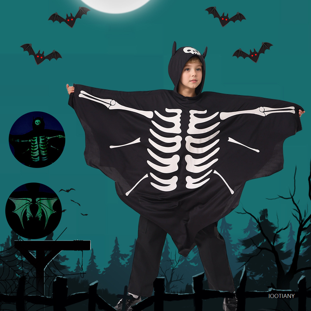 Costume di Halloween Mantello con stampa teschio Mantello luminoso per bambini Mantello con cappuccio pipistrello fantasma Costume da gioco di ruolo per spettacoli di feste