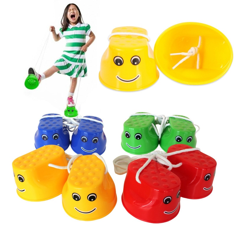 1 Paar Outdoor Plastic Balans Training Apparatuur Glimlach Springen Stelten Coördinatie Spel Springen Voeten Stelten Voor Kinderen Speelgoed