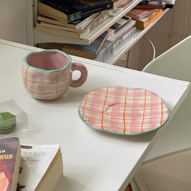 Juego de tazas de café de cerámica de cuadros rosas nórdicos, Irregular, decorativo para el hogar, desayuno, leche, té, cocina, taza para beber, taza de café