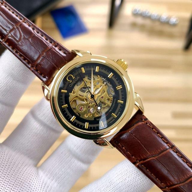 Omega- Brand Automatische Mechanische 007 Horloges Mannen Waterdichte Skeleton Polshorloge Met Vrouwen Mannen Lederen Band: 10