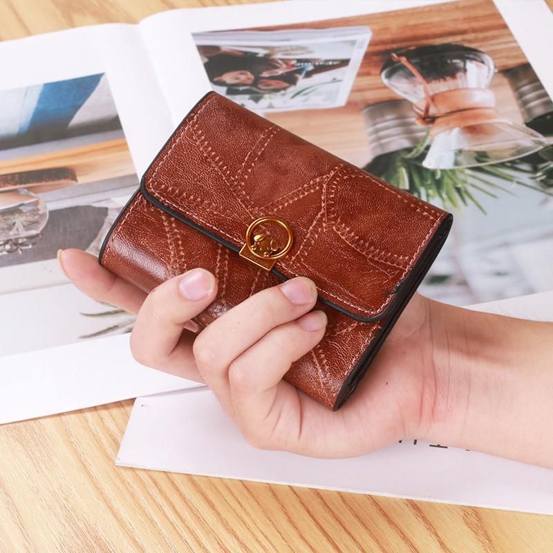 Carteira curta feminina 2020 retro selvagem carteira de três dobras fivela carteira feminina simples moda senhoras embreagem mini moeda carteira: Brown