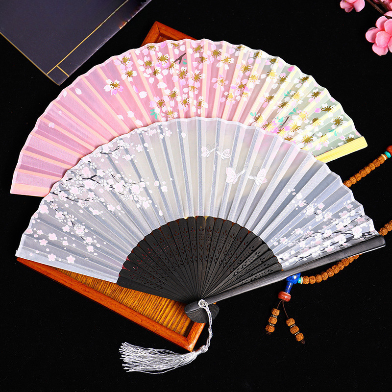 1 st bärbar handfällbar fläkt kinesisk stil dansrekvisita retro fläkt kvinna män bambu trä sidenblomma fällbar fläkt