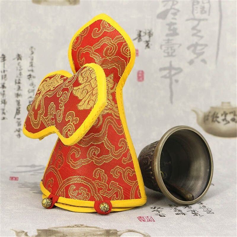Nepalese Copper Bell Tibetan Buddhist Tantric Instrument Five-Strand Diamond Bell Pestle Eight Auspicious Bell Carved Bell: 7cm / bell with bag