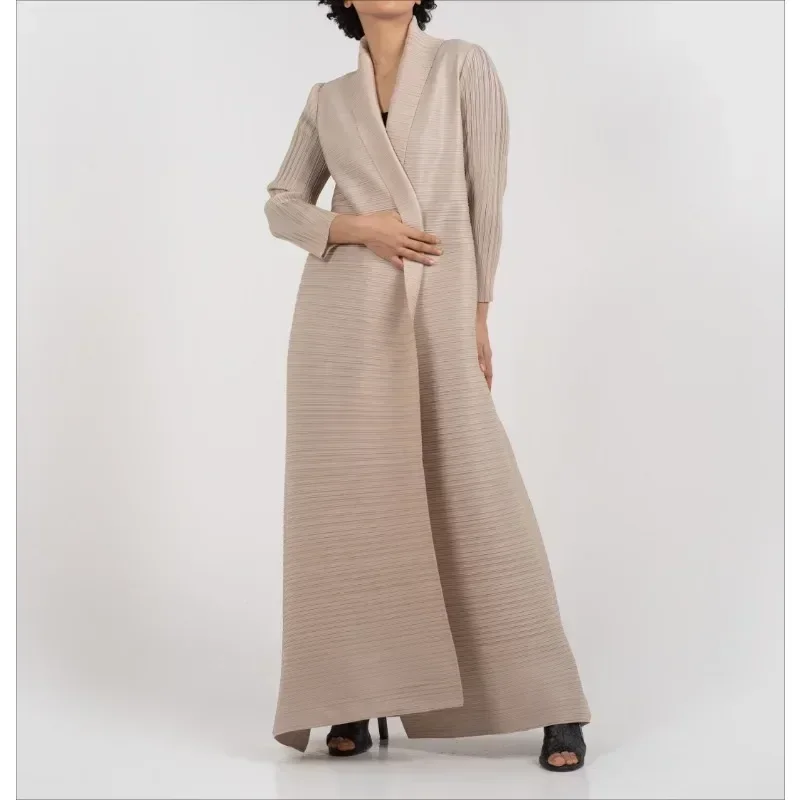 Gghk plisseret kvinders luksuriøse trenchcoat ensfarvet revers langærmet cardigan vintage løs stor størrelse arabisk abaya til kvinder: Fløde
