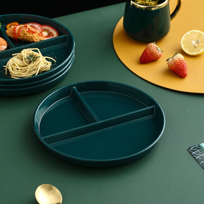 Round Plastic Dinner Plates Compartment Plate Cake Tray Fruit Snack Separete Bowl Quantitative Plate Food Dishes Kitchen Tool