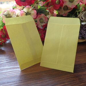 20pcs Light Yellow Envelopes Stationery Card Blank Envelopes Post Card Photo Letter Storage Party Favor Paper Bag: Default Title