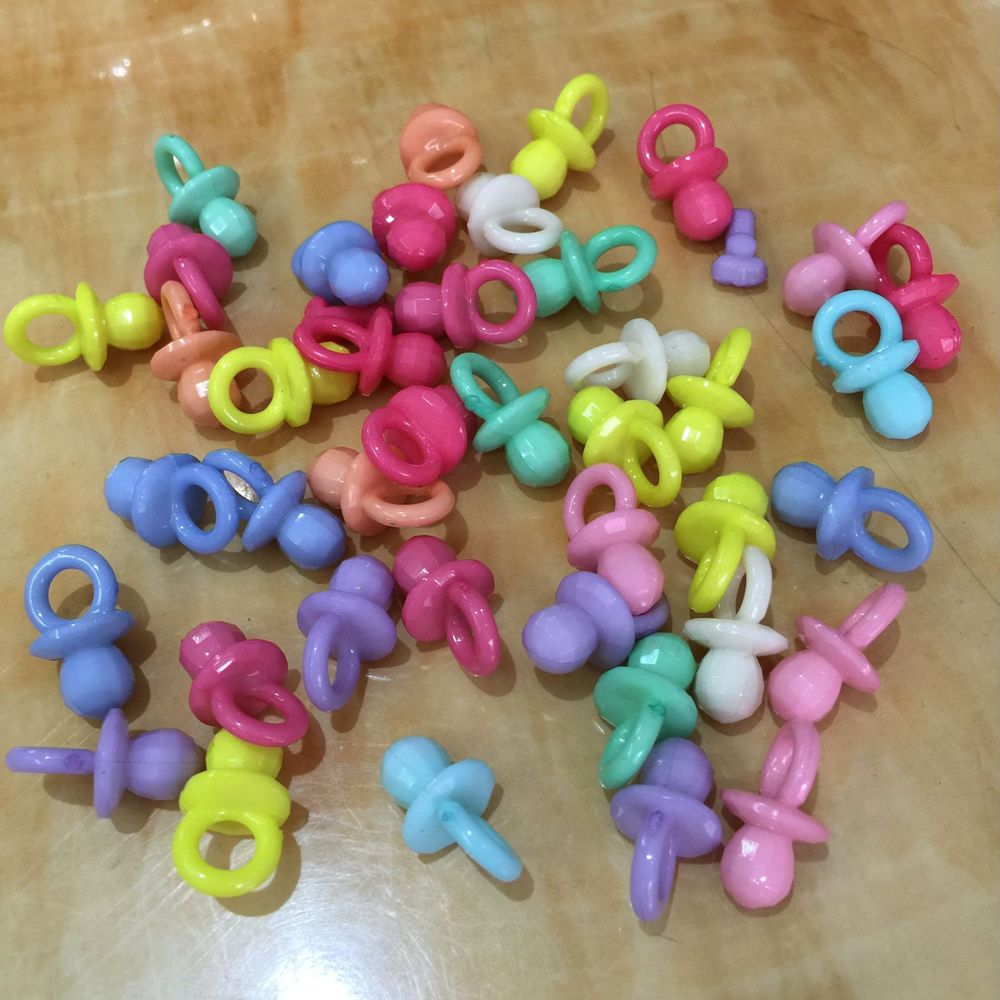 50Pcs Diy Kinderen Zuigen Speelgoed Multicolor Baby Ornamenten Tepel Hanger Plastic Speen Fopspenen Bead Verjaardagsfeestje Decoratie: B