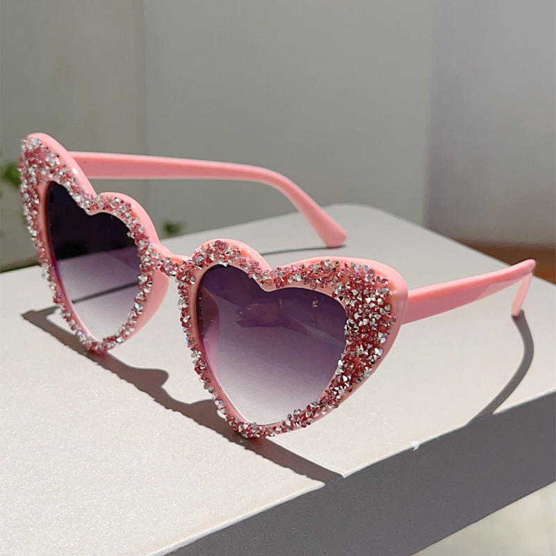 Óculos de sol vintage em forma de coração com strass para mulheres, óculos de sol novos originais, tons decorativos da moda, 2024