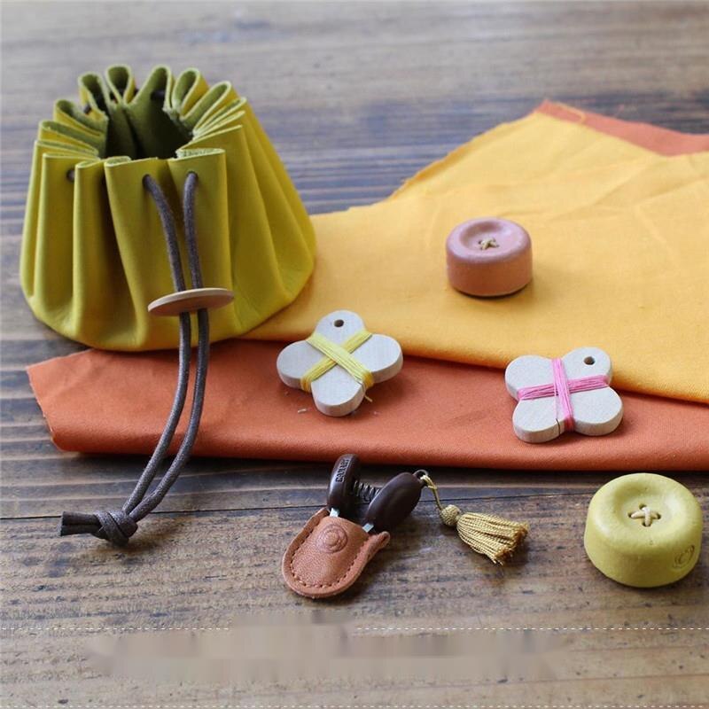 Cohana – mini ciseaux à manche en bois de japonaise, ciseaux de broderie avec pompon, bricolage, accessoires de couture importés du japon, 1 pièces