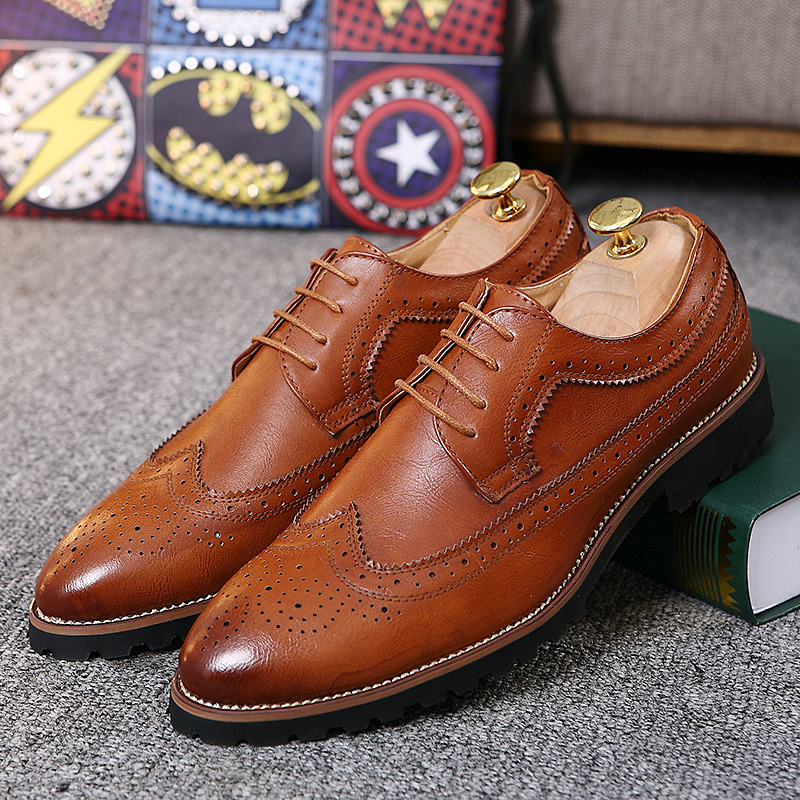 Män & #39 ;s klänning skor brogue blommönster herr formella skor läder lyxiga bröllopsskor rödvin herr oxford plus storlek 45: Brun / 6
