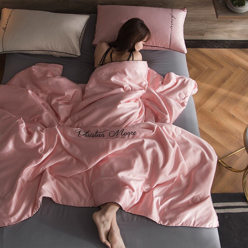 Été Tencel nu dormir été cool couette couleur unie broderie climatisation couette simple double mince couette LB63015: 200X230CM / A
