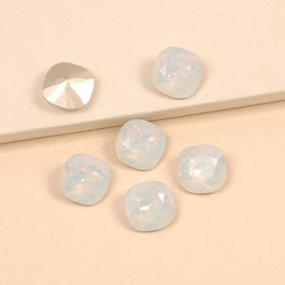 Top Stenen Wit Opaal Kleur Kussen Cut Shape Rhinestone Populaire Glas Strass Voor Nail Art Decoraties