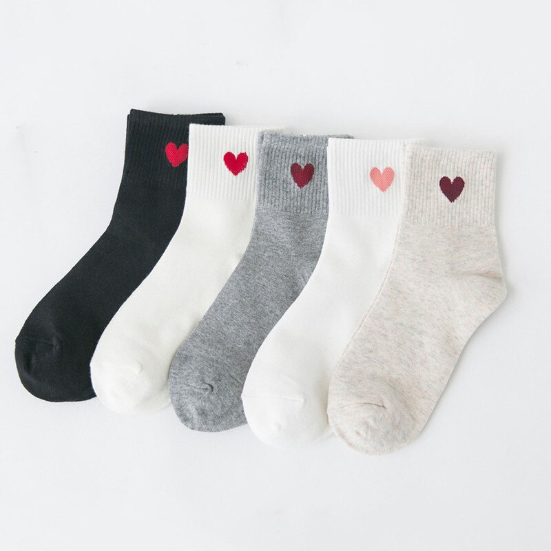 Japanese Women Socks Cotton Novelty Love Heart Pattern Cute Socks Ladies Hiphop Sports Cool Socks Harajuku Accessories