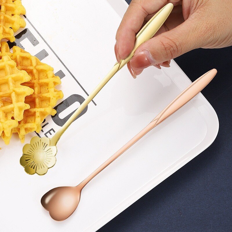 Flowers Gold Spoon Long Handle Dessert Tea Coffee Mixing Spoon Stainless Steel Vintage Teaspoons Drink Tableware 1PC