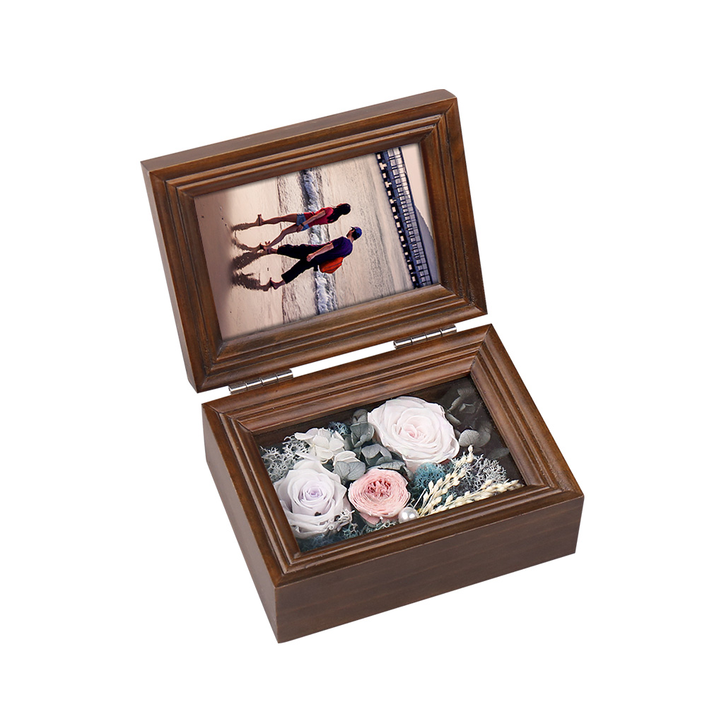 Immortal Flower Photo Frame Rose Picture Frame Never Withered Roses and Eternal Flower Wooden Photo Frame with Forever Flower fo
