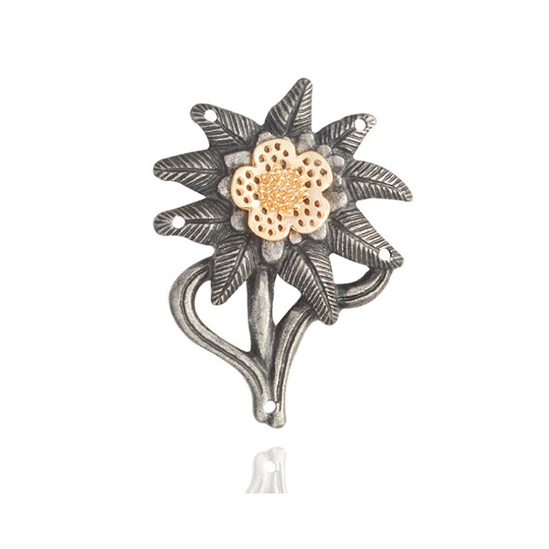 German Army ELITE Edelweiss Mountain Troops Ancient Simple color Flower brooches Badges for Hats Jackets Accessories For Women